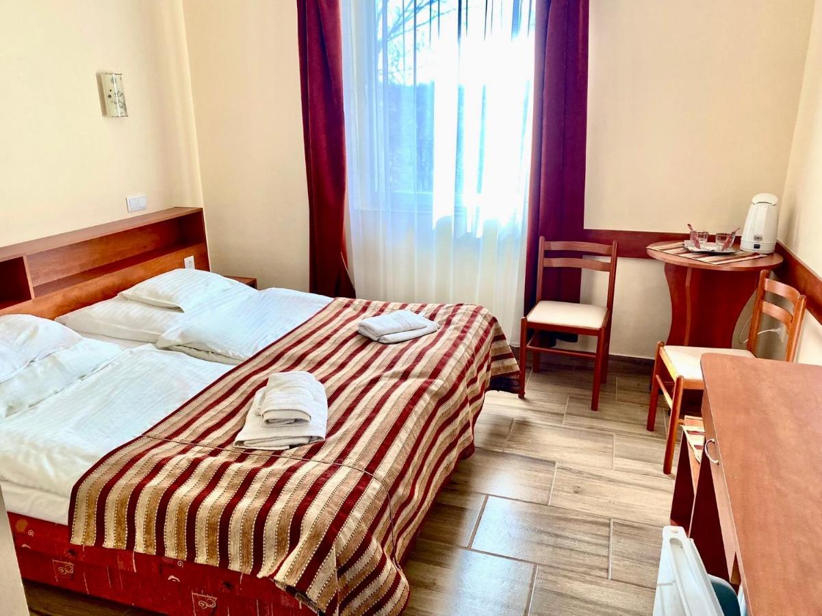 Ligetalja Termal Hotel Peneszlek Exteriör bild