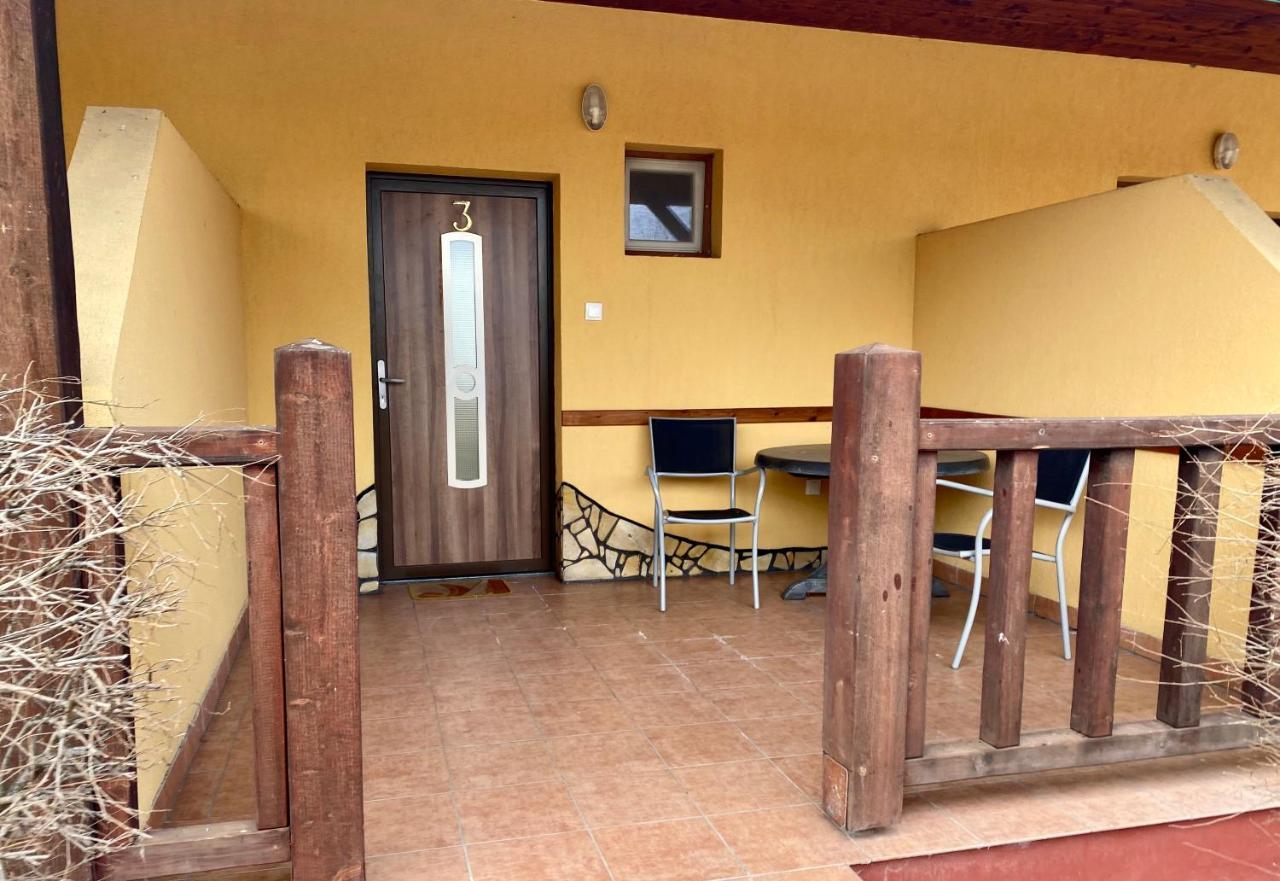 Ligetalja Termal Hotel Peneszlek Exteriör bild