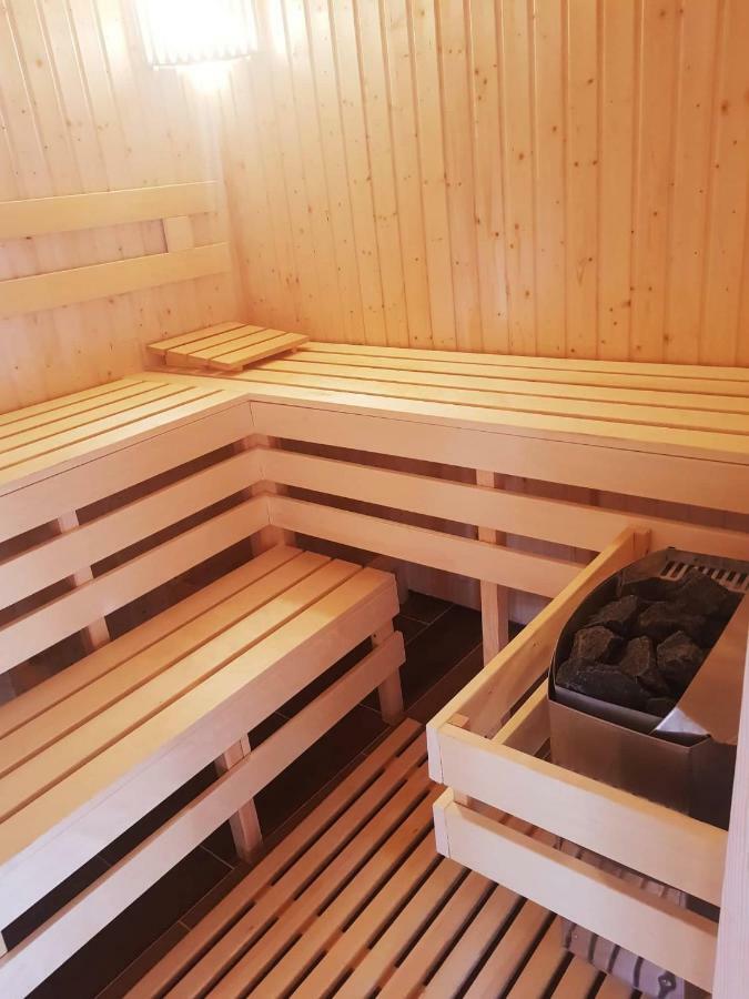 Ligetalja Termal Hotel Peneszlek Exteriör bild